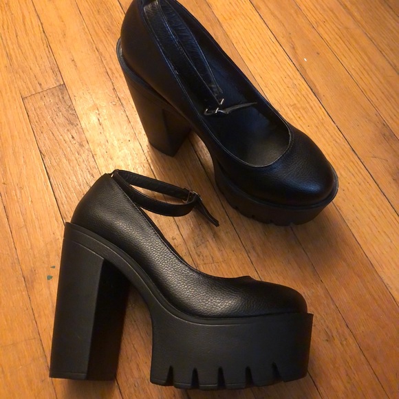 Platform Maryjane - Picture 1 of 5